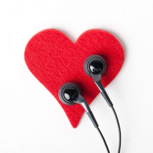 Ear buds, podcasting love
