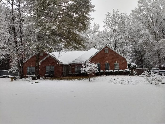 house in the Southern Mississippi snow