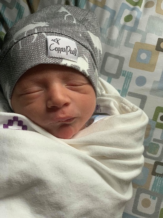 https://nwamotherlode.com/wp-content/uploads/2019/01/Elliott-newborn.jpg